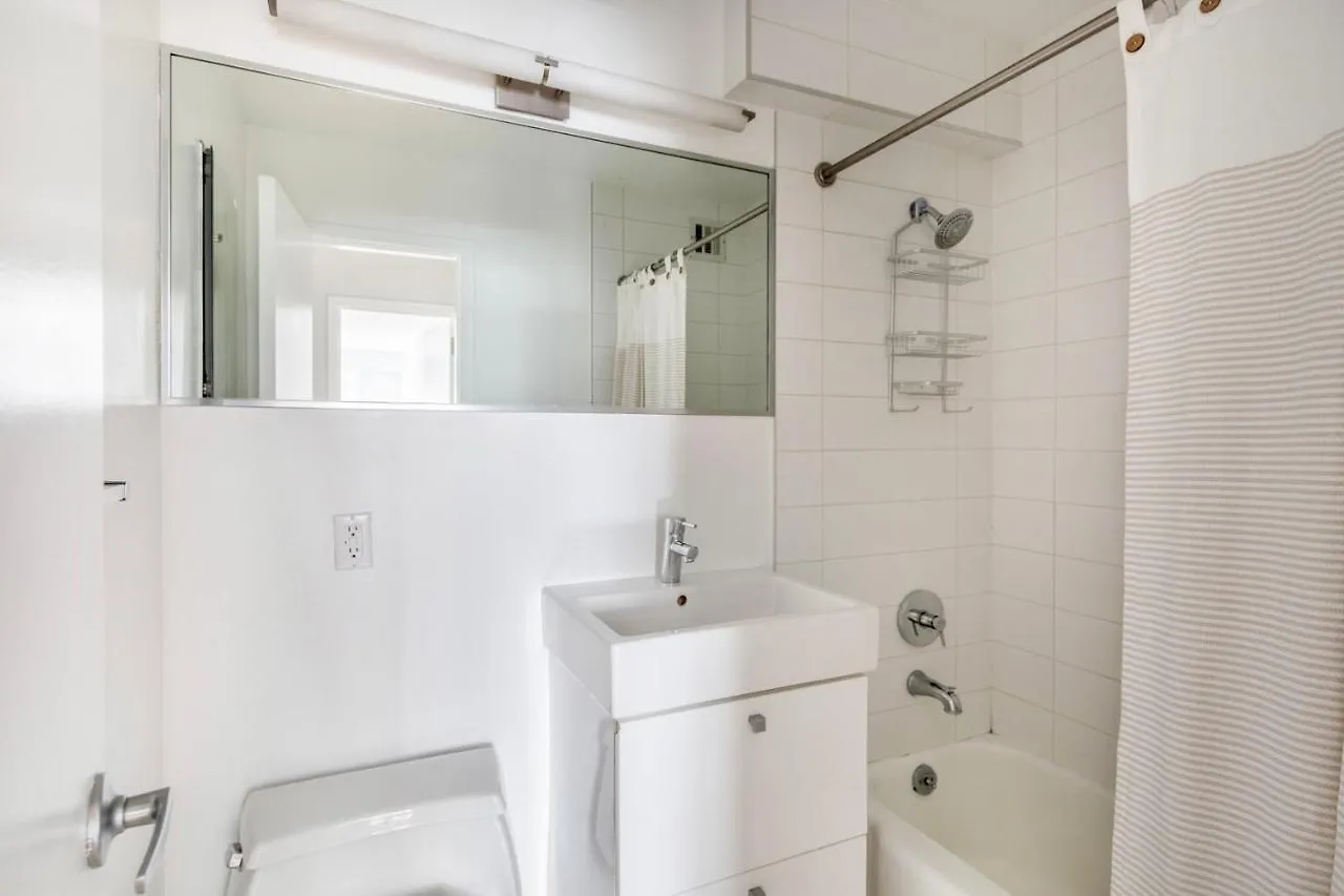 Apartment Lenox Hill 2Br W Gym Doorman Close To Moma Nyc-1283 New York United States