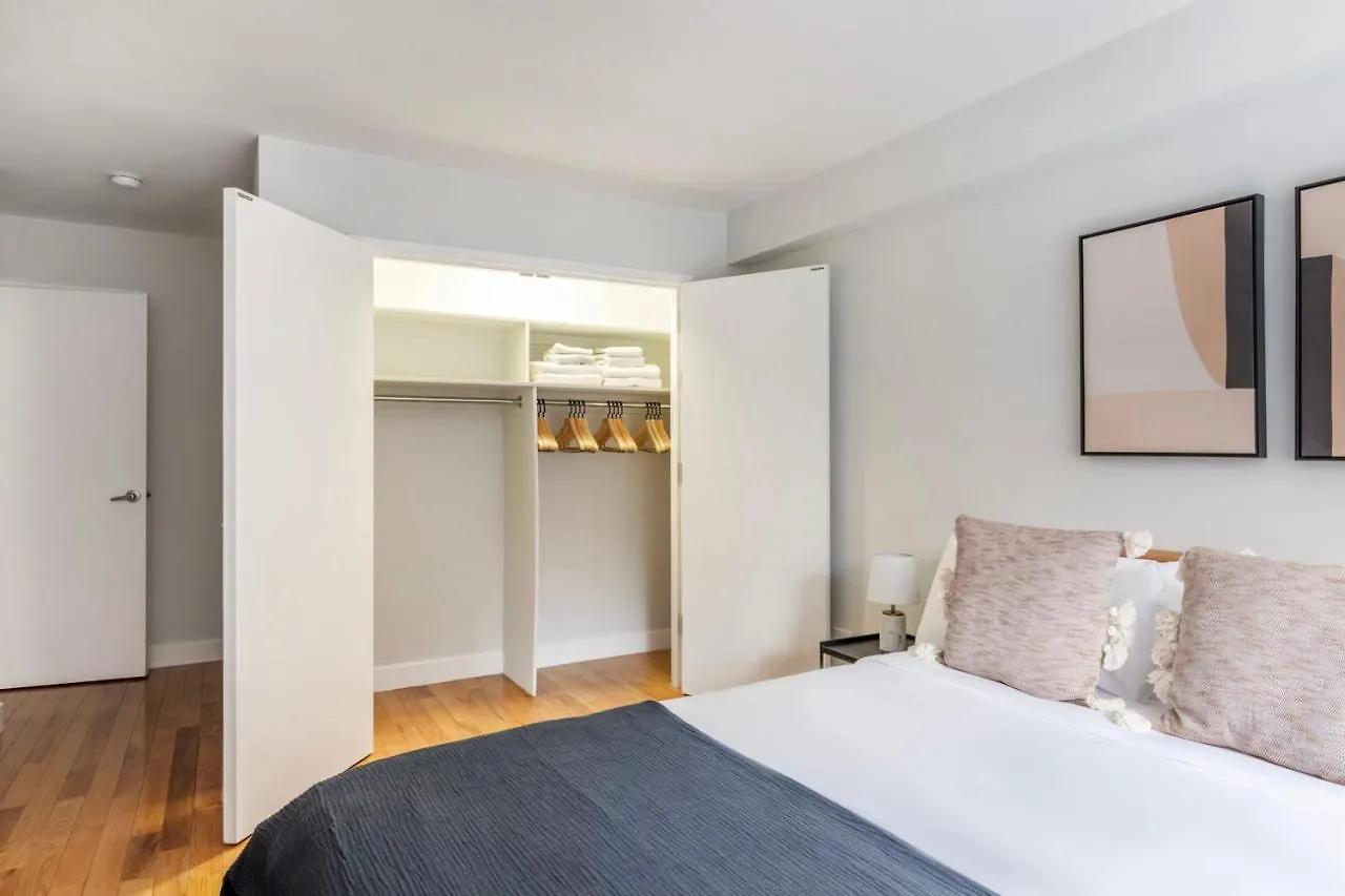 Apartment Lenox Hill 2Br W Gym Doorman Close To Moma Nyc-1283 New York