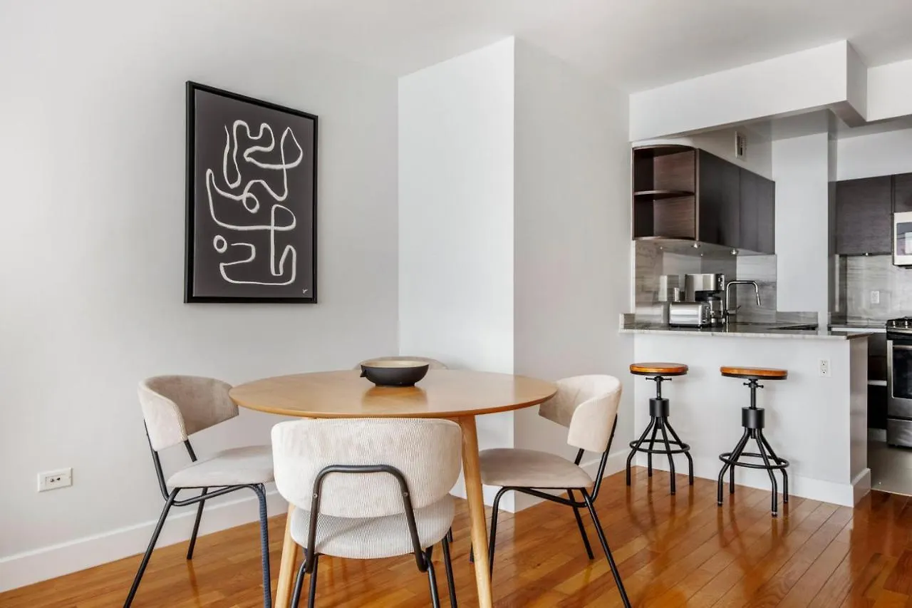 Apartment Lenox Hill 2Br W Gym Doorman Close To Moma Nyc-1283 New York
